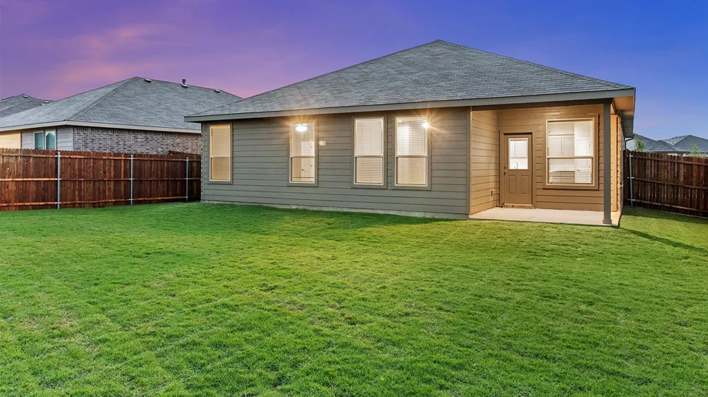 117 RINGTRAIL DRIVE Rhome, TX 76078