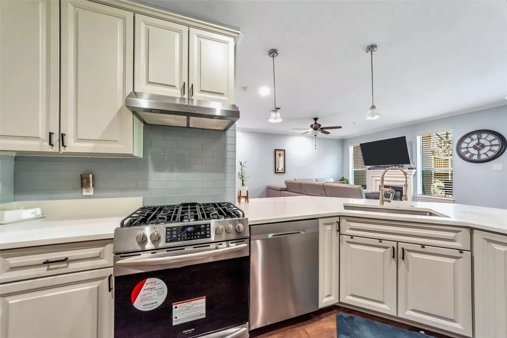 619 Rosemead Drive Euless, TX 76039