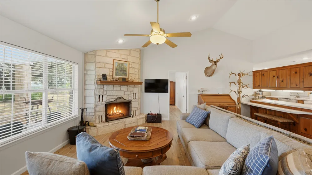 2992 County Road 2400 Lometa, TX 76853