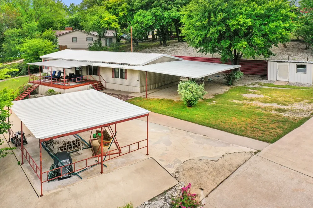 363 Oakview Road Gainesville, TX 76240