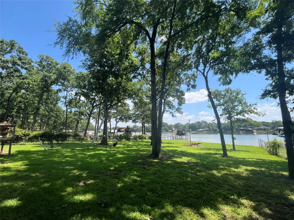 127 Camino Robles Gun Barrel City, TX 75156
