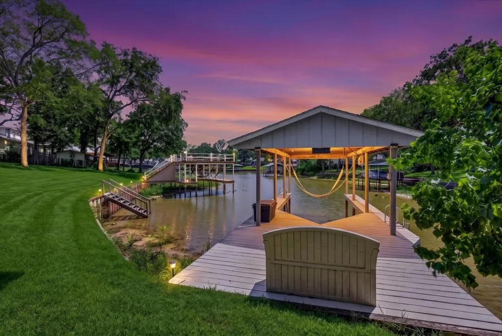 127 Camino Robles Gun Barrel City, TX 75156