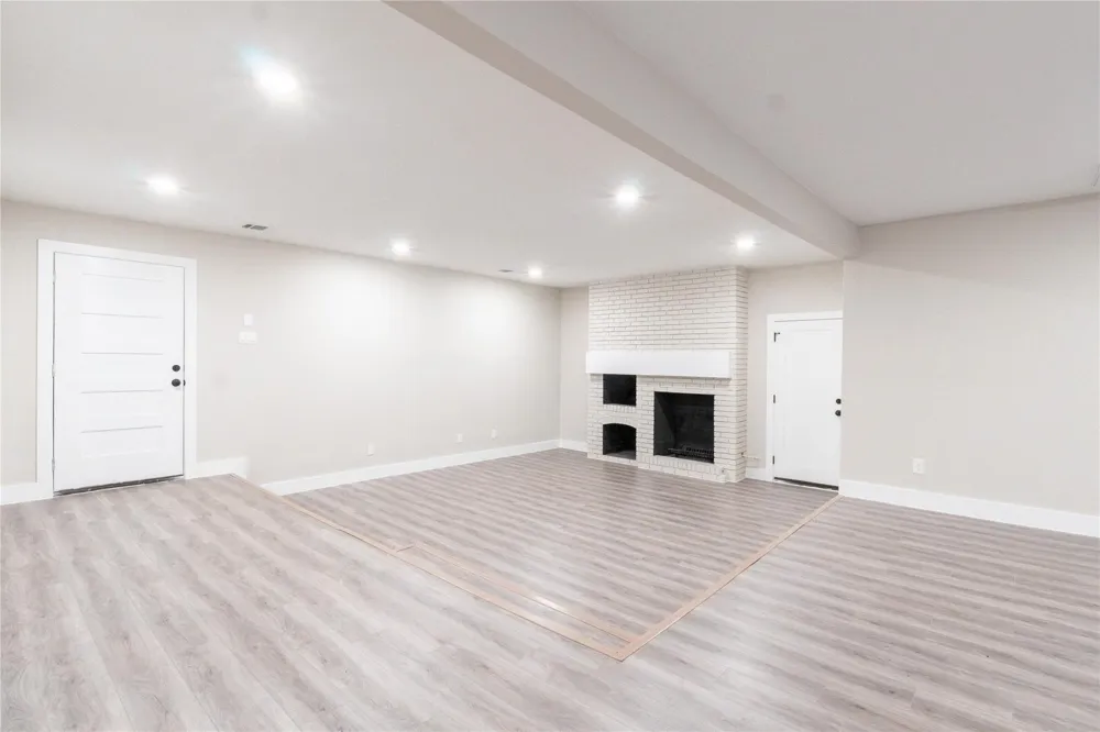 209 W 9th Street Kemp, TX 75143