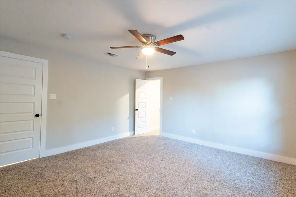 209 W 9th Street Kemp, TX 75143