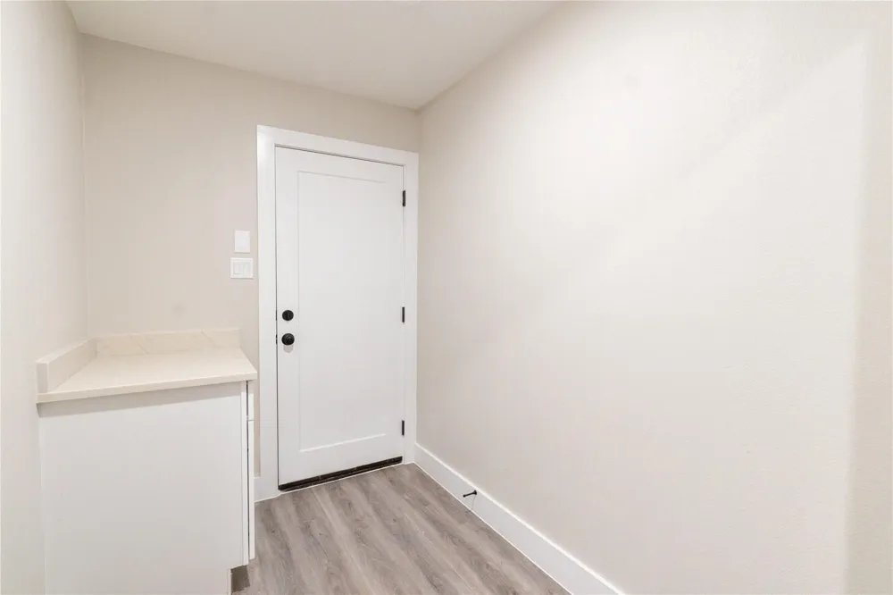 209 W 9th Street Kemp, TX 75143