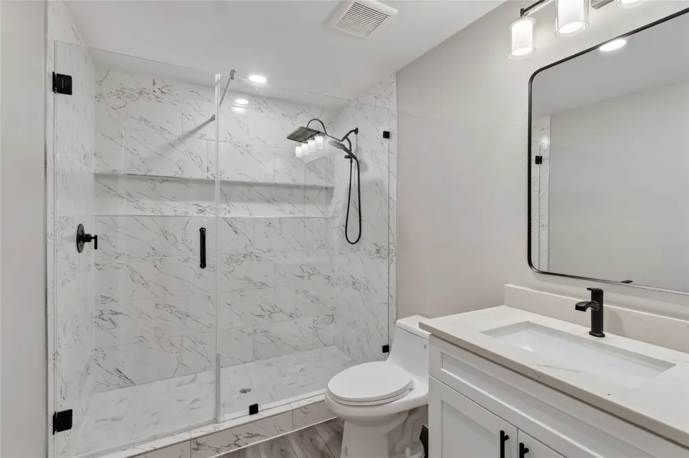 209 W 9th Street Kemp, TX 75143