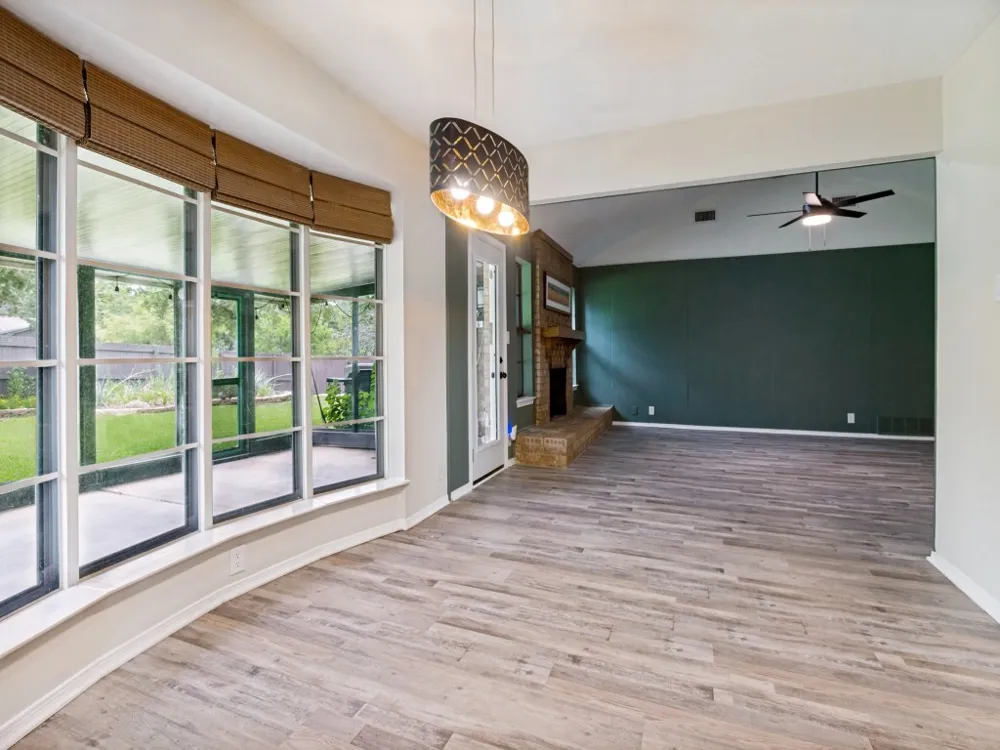 1620 Post Oak Drive Bedford, TX 76021