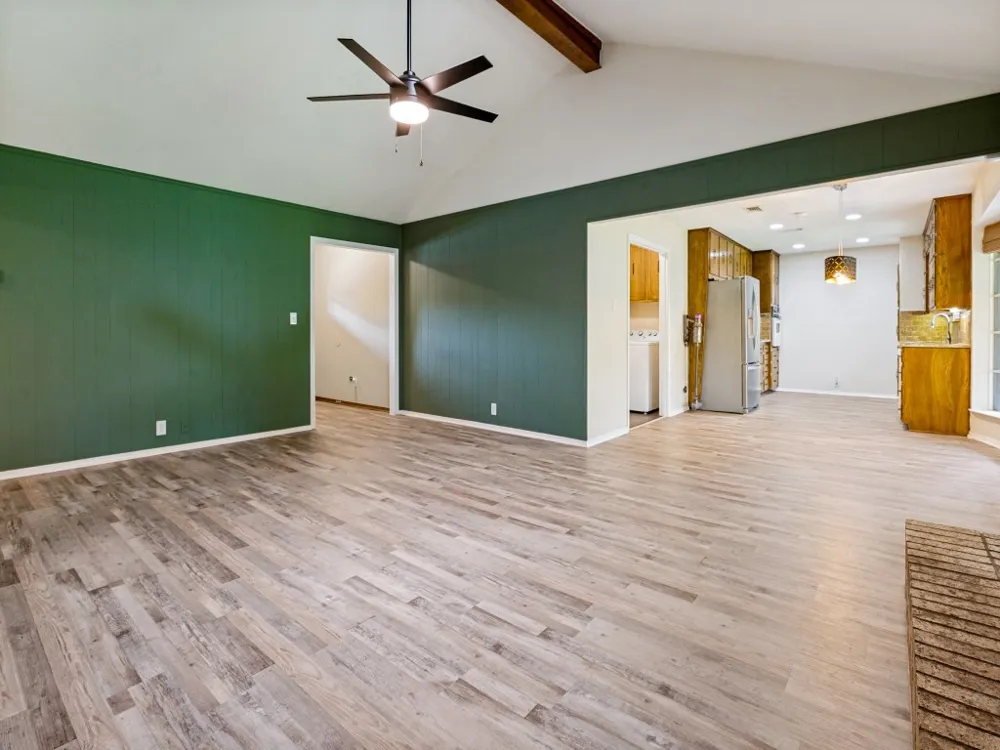 1620 Post Oak Drive Bedford, TX 76021