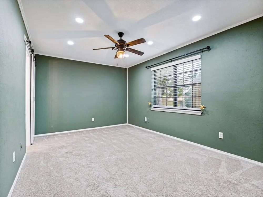 1620 Post Oak Drive Bedford, TX 76021