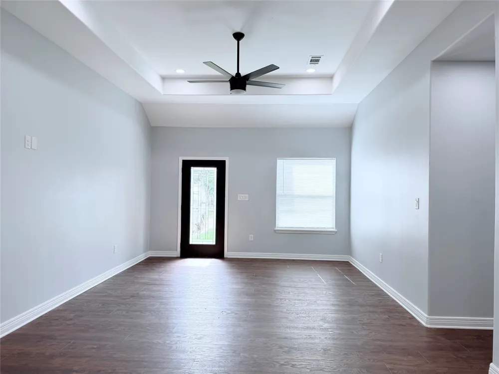 449 Cypress Street Pittsburg, TX 75686
