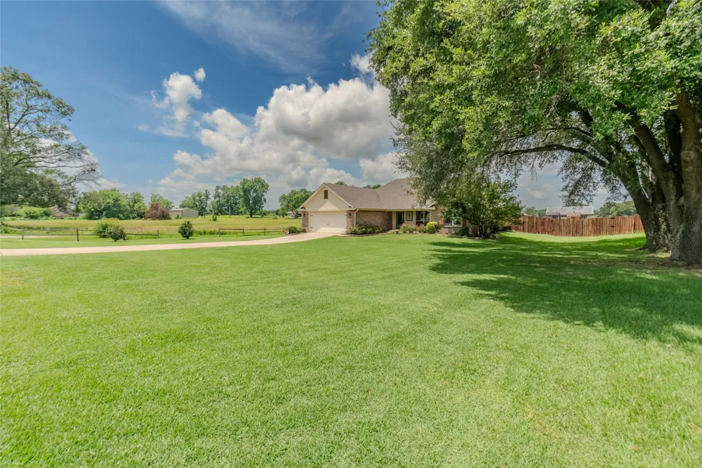 2039 Park Springs Road Sulphur Springs, TX 75482