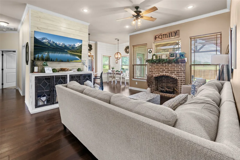 2039 Park Springs Road Sulphur Springs, TX 75482