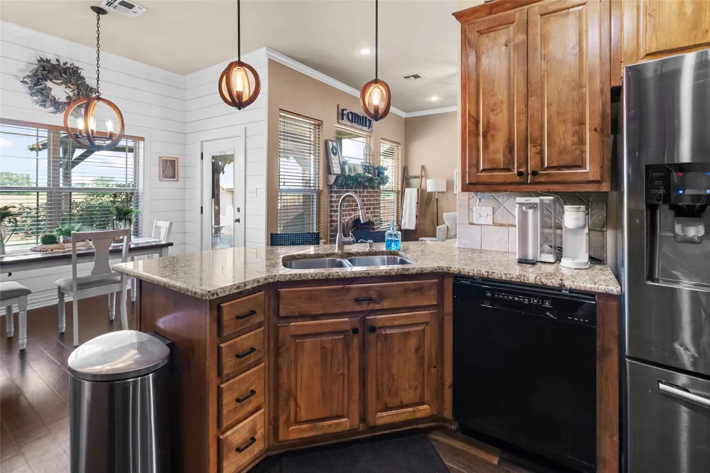 2039 Park Springs Road Sulphur Springs, TX 75482