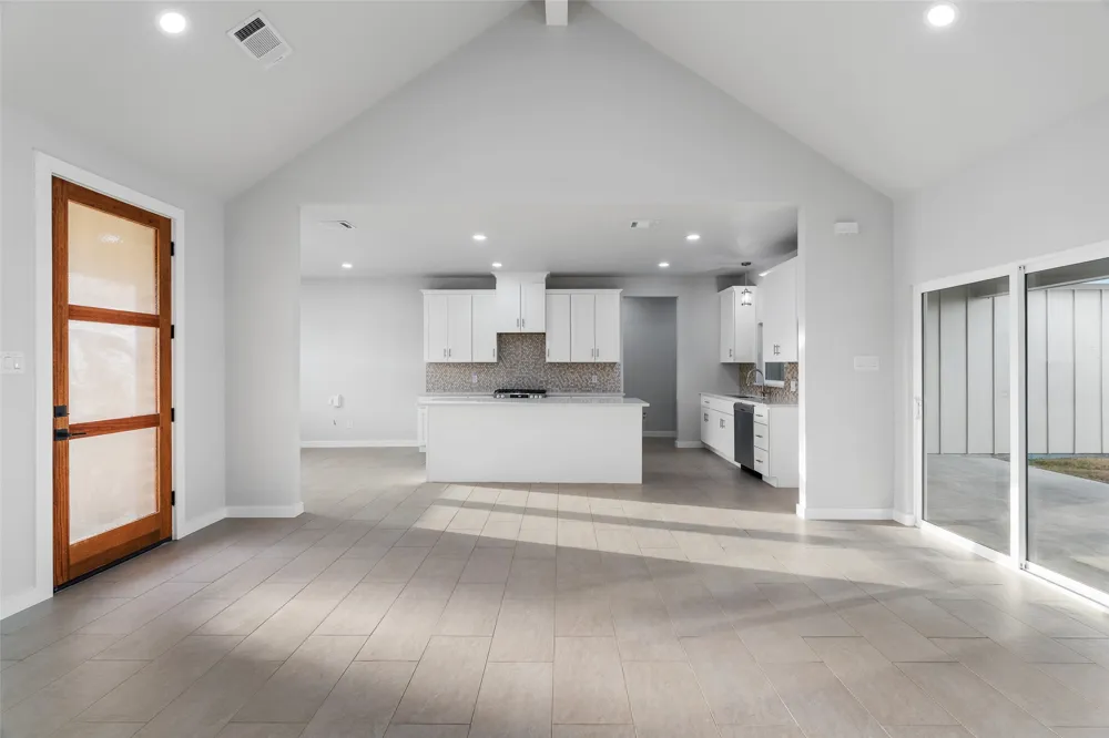 548 Highview Court Godley, TX 76044