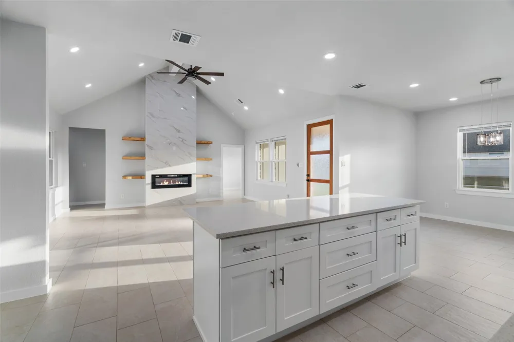 548 Highview Court Godley, TX 76044