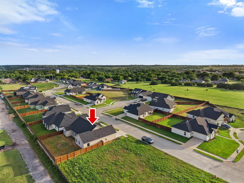 548 Highview Court Godley, TX 76044