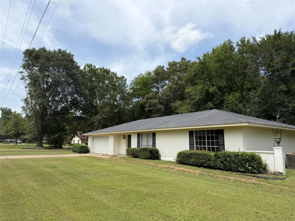 105 Kent Drive Pittsburg, TX 75686