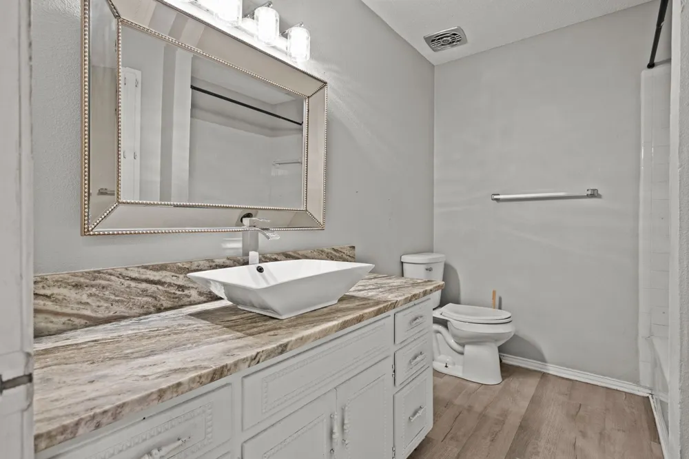 105 Kent Drive Pittsburg, TX 75686