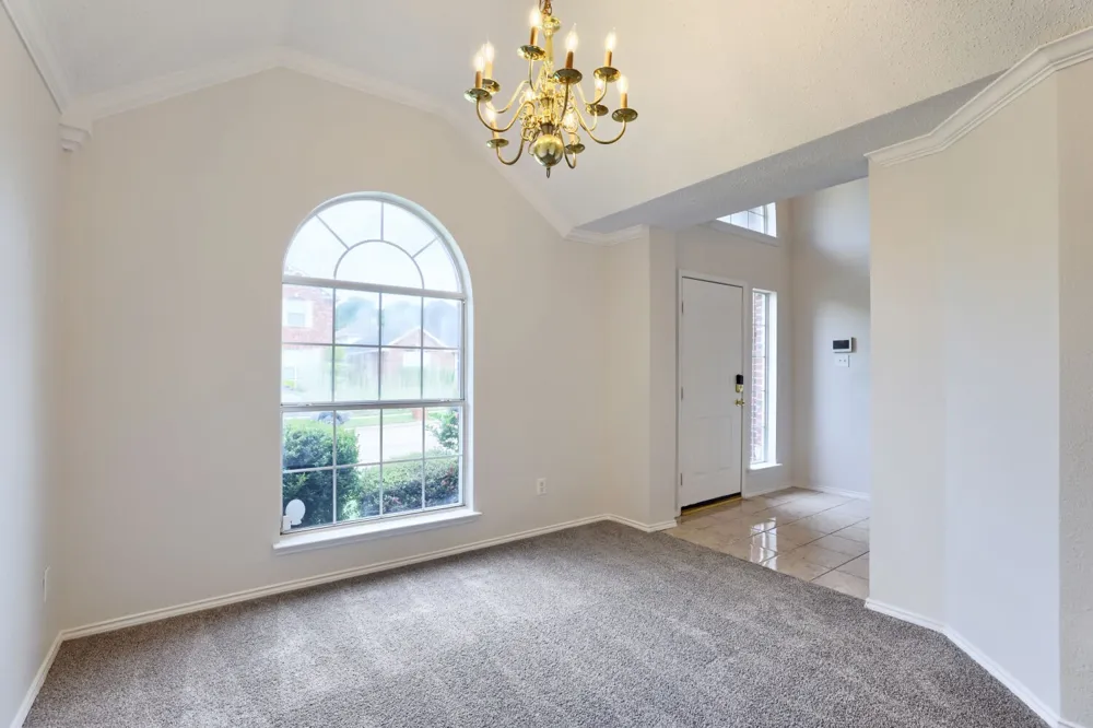 1626 Arbor Creek Drive Garland, TX 75040