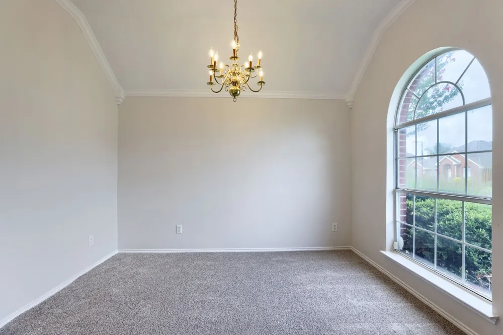1626 Arbor Creek Drive Garland, TX 75040