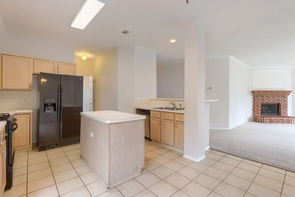 1626 Arbor Creek Drive Garland, TX 75040