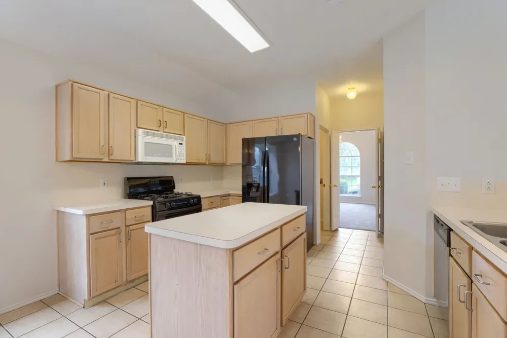 1626 Arbor Creek Drive Garland, TX 75040