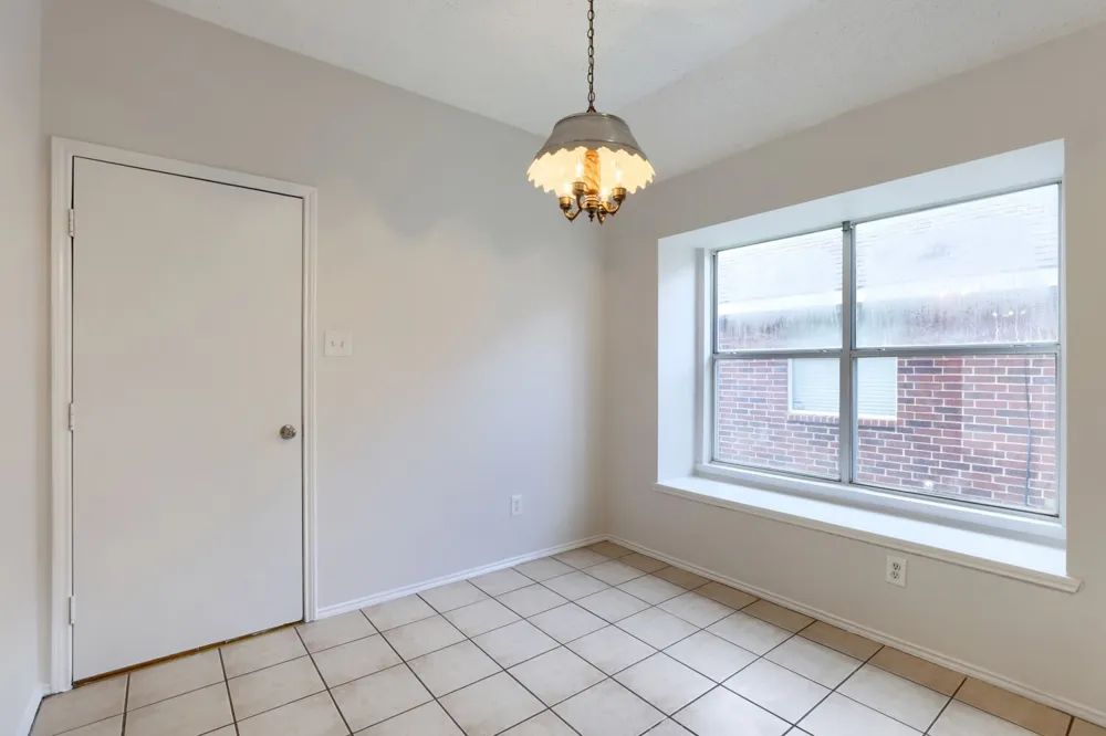 1626 Arbor Creek Drive Garland, TX 75040