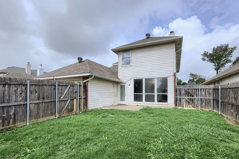 1626 Arbor Creek Drive Garland, TX 75040