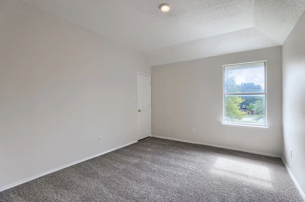 1626 Arbor Creek Drive Garland, TX 75040