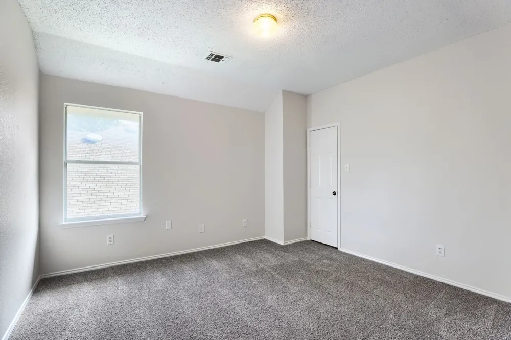 1626 Arbor Creek Drive Garland, TX 75040