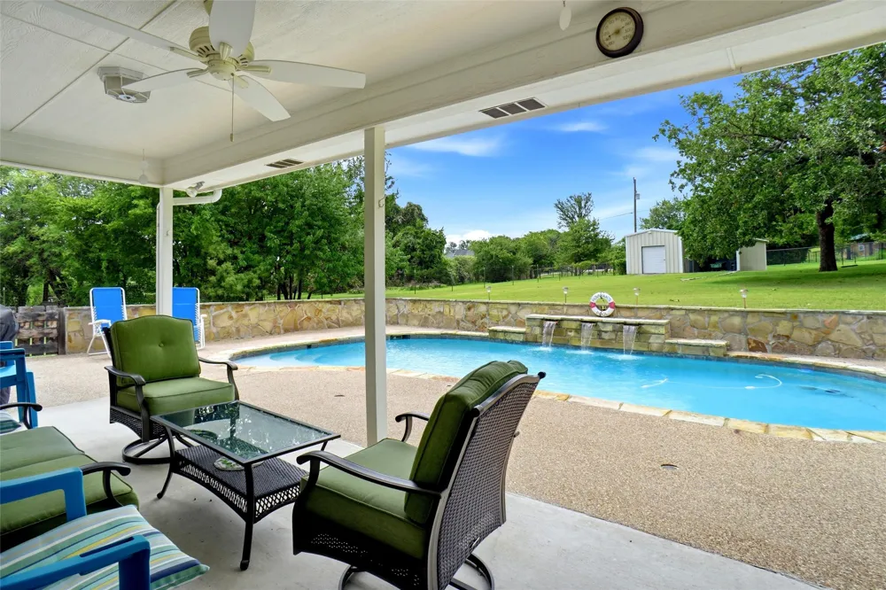 114 Bolivar Drive Weatherford, TX 76085