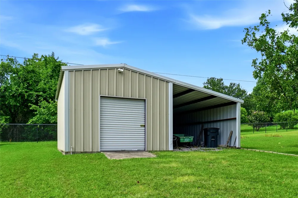114 Bolivar Drive Weatherford, TX 76085