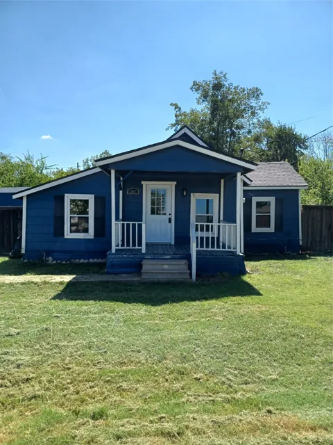 207 Illinois Street