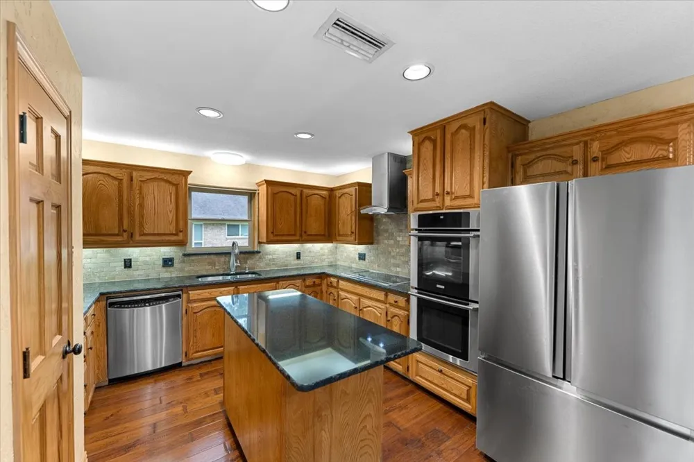 20 Timberline Drive Trophy Club, TX 76262