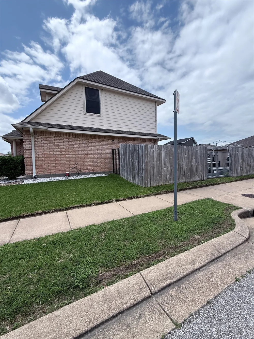 2600 Symphony Park Drive Bryan, TX 77802