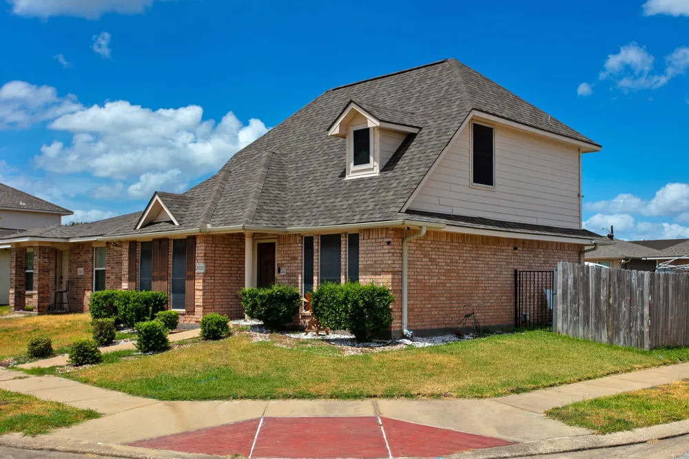 2600 Symphony Park Drive Bryan, TX 77802
