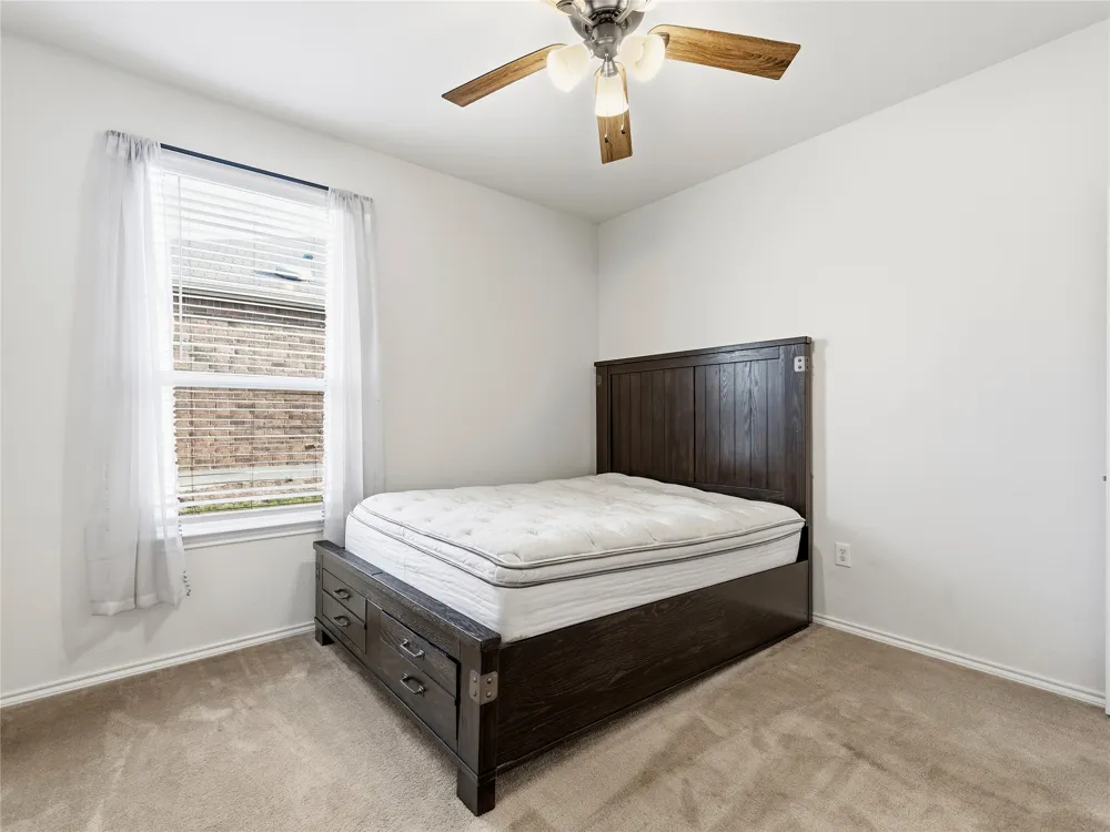 2804 Brisco Way Aubrey, TX 76227