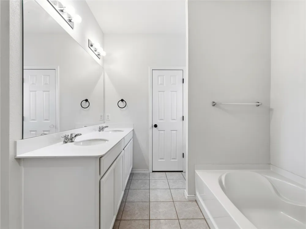 2804 Brisco Way Aubrey, TX 76227