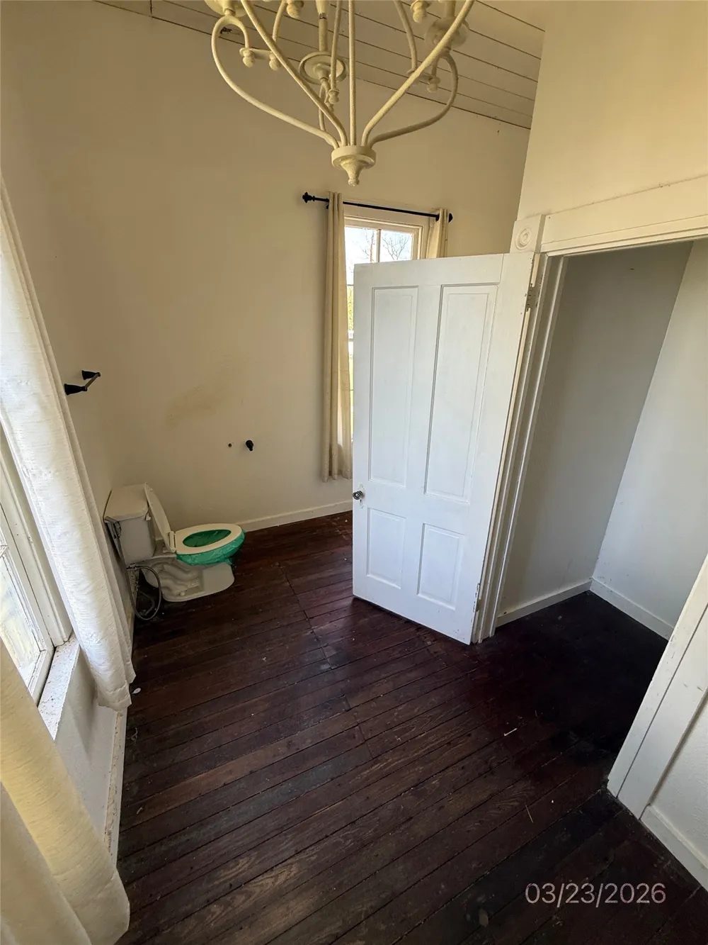 507 E Logan Street Calvert, TX 77837