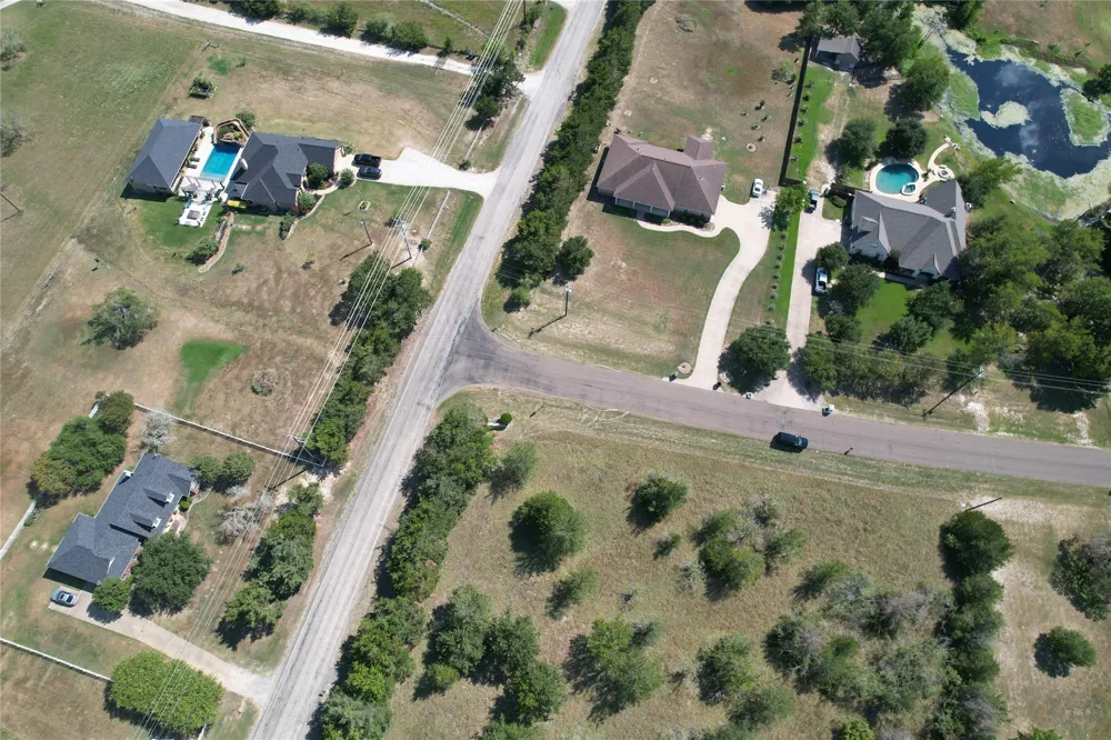 9373 Green Branch Loop Bryan, TX 77808