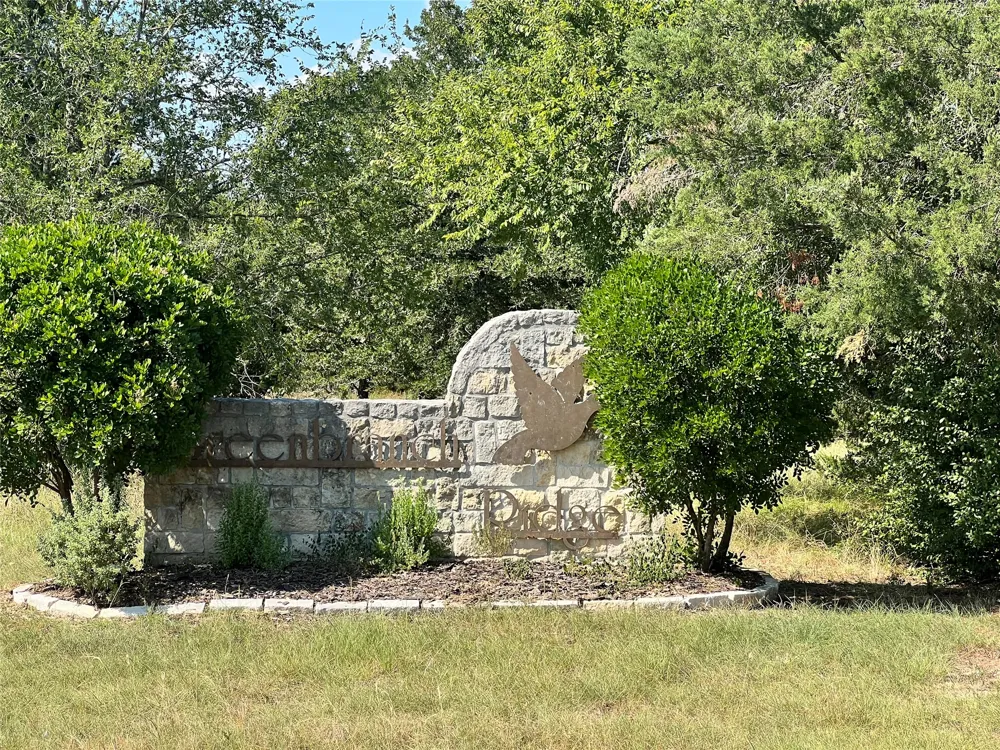 9373 Green Branch Loop Bryan, TX 77808