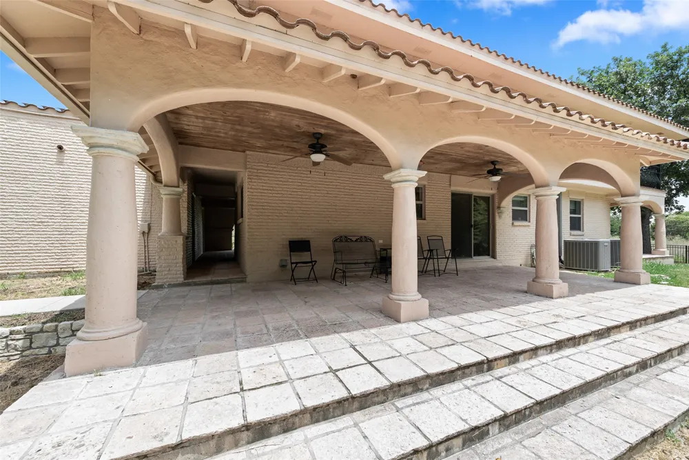 7220 Shiloh Road Midlothian, TX 76065