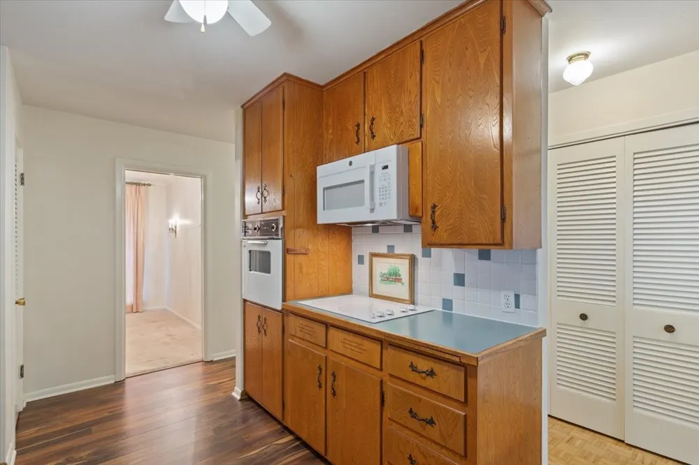 204 Marable Street West, TX 76691