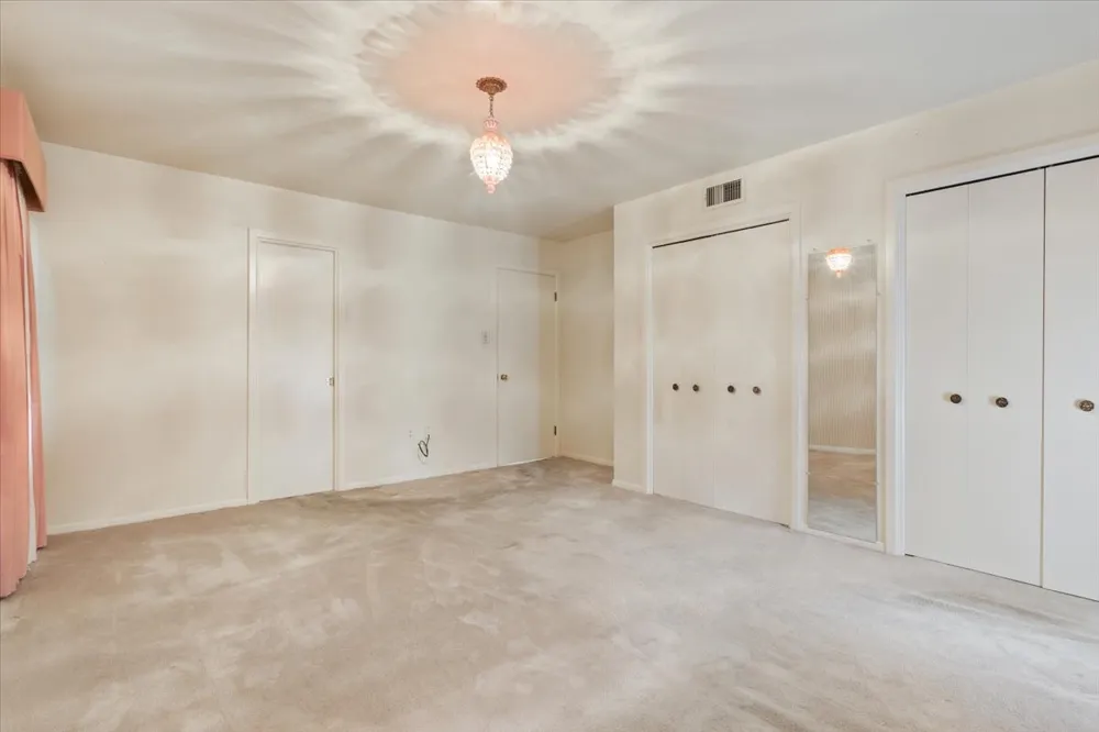204 Marable Street West, TX 76691