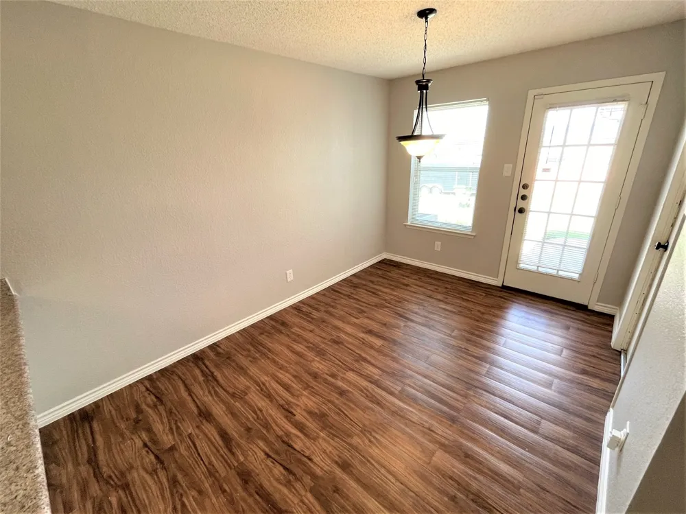 1905 Teton Trail Lewisville, TX 75077