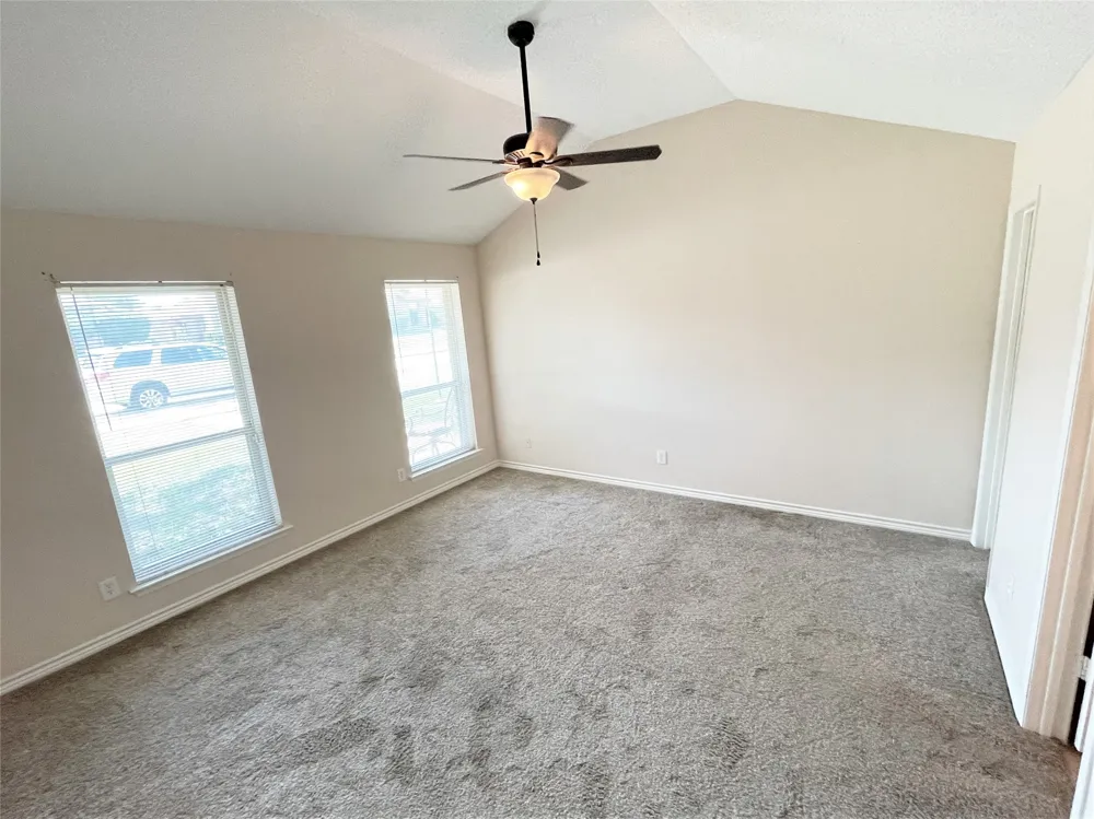1905 Teton Trail Lewisville, TX 75077