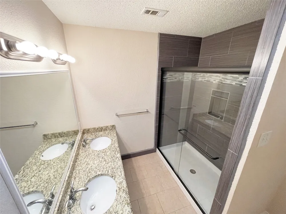 1905 Teton Trail Lewisville, TX 75077