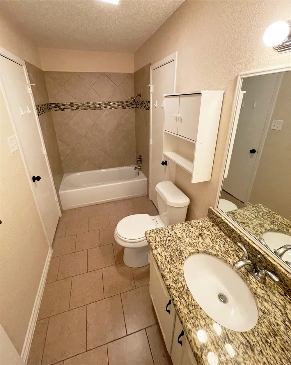 1905 Teton Trail Lewisville, TX 75077