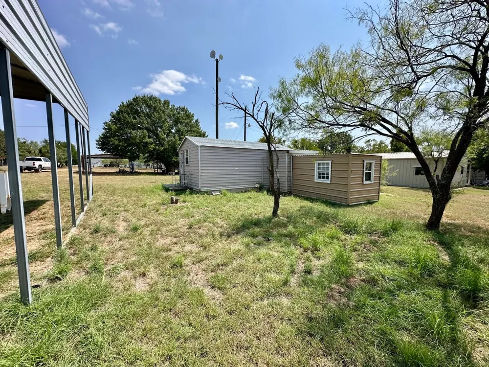 366 Saint Kitts Rd Comanche, TX 76442