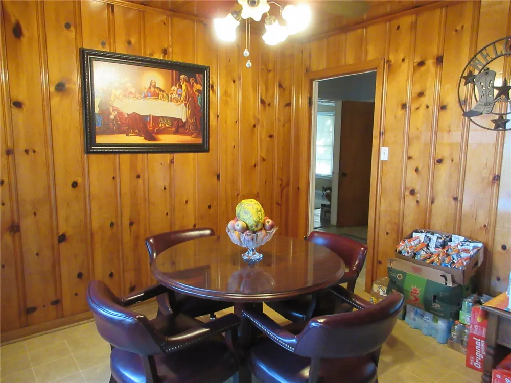704 Wabash Street #1 Marlin, TX 76661